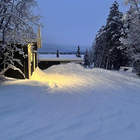 Northernlight cabin with reindeers Kiruna Exterior foto