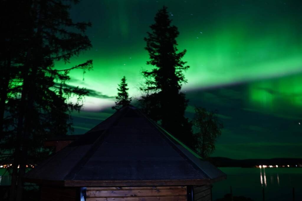 Northernlight cabin with reindeers Kiruna Exterior foto