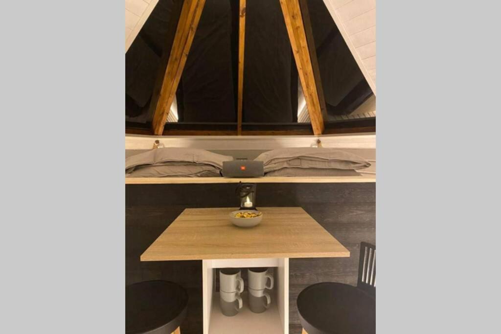 Northernlight cabin with reindeers Kiruna Exterior foto