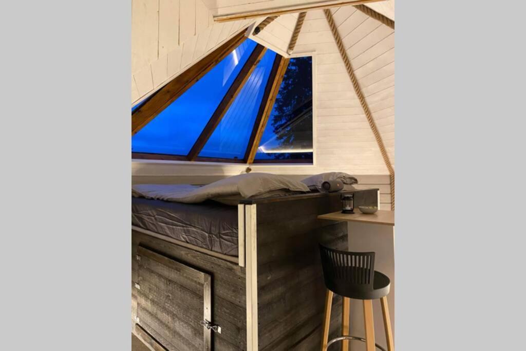Northernlight cabin with reindeers Kiruna Exterior foto